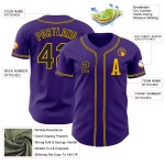 Authentiek honkbalshirt op maat, paars, zwart en goud Authentiek honkbalshirt op maat, paars, zwart en goud